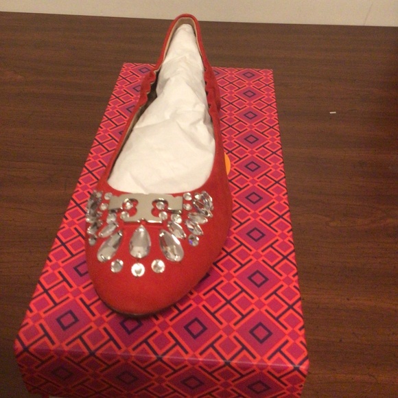 TORY BURCH DELPHINE CRYSTAL AND SUEDE BALLET FLATS SZ 8 NEW - Picture 2 of 6